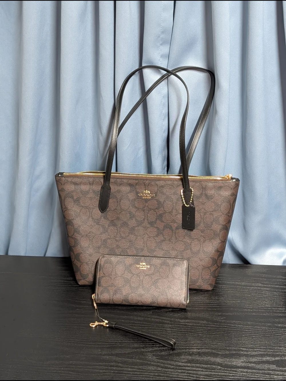Coach Signature Zip Top Tote & Wallet Gift Set  "NWT" - Picture 5 of 9